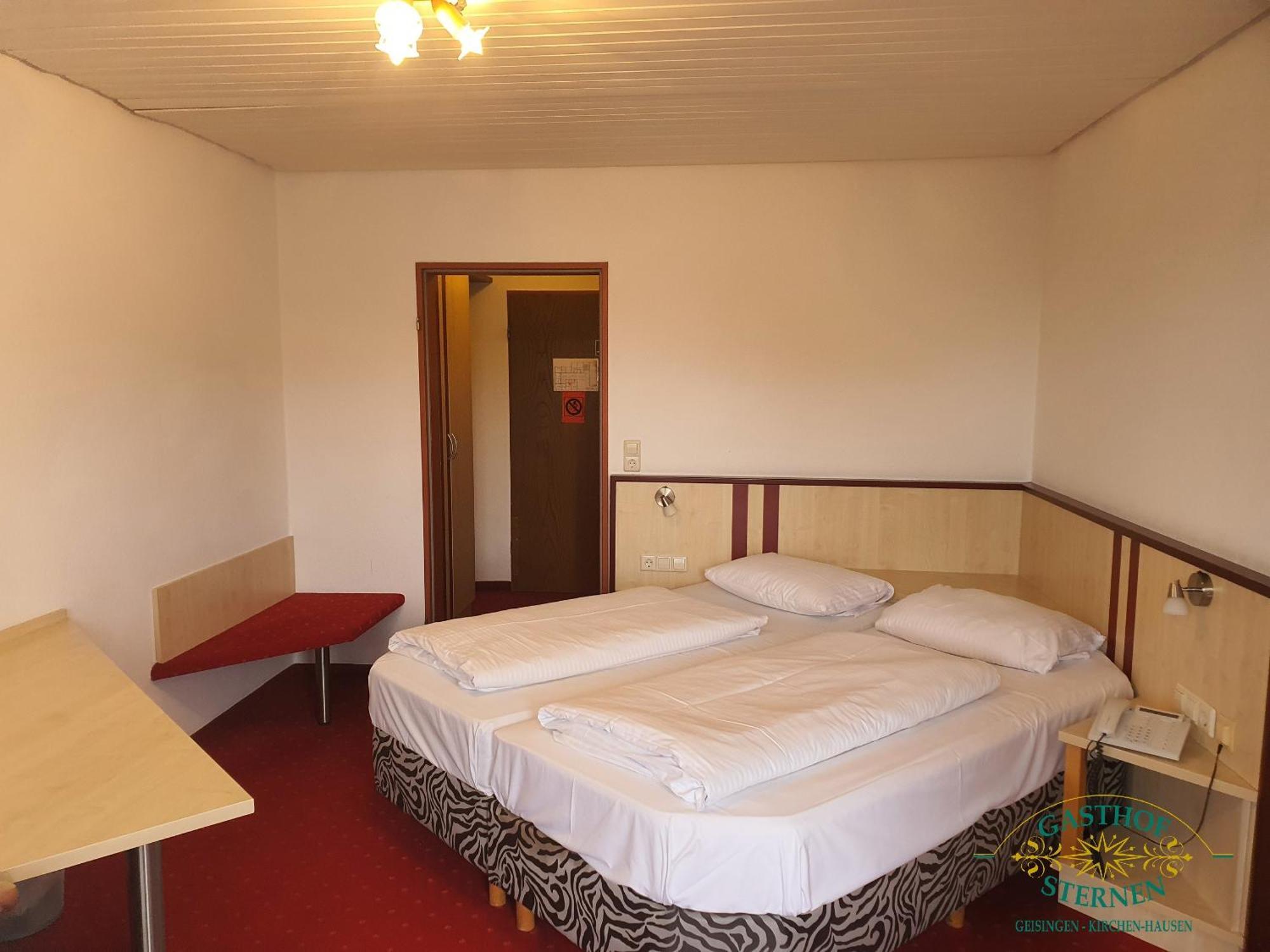 Hotel Gasthof Sternen 가이징겐 외부 사진